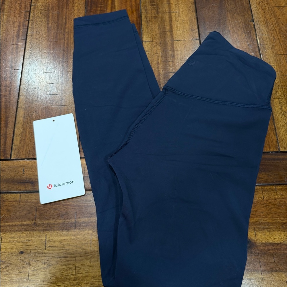 NWOT Wunder Under Smooth Cover 25”
